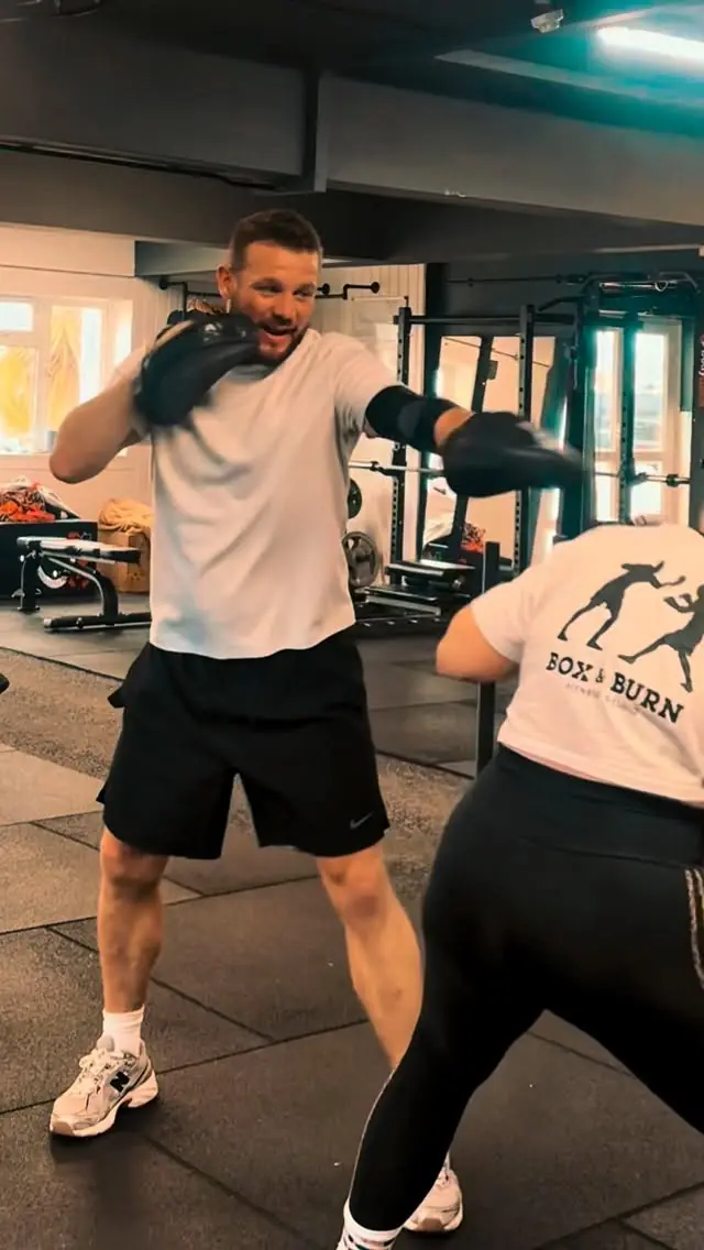 Everyone wants to learn to box - pads come out